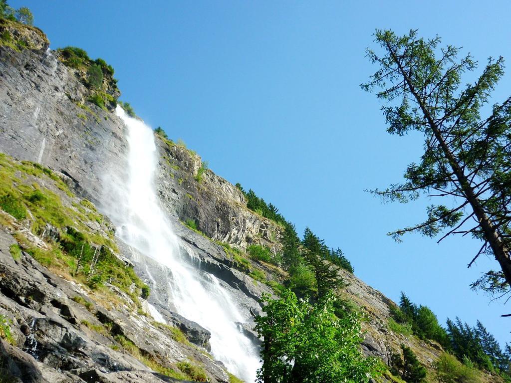 Residence Prestige Odalys La Cascade - Les Epinettes Vaujany Dış mekan fotoğraf