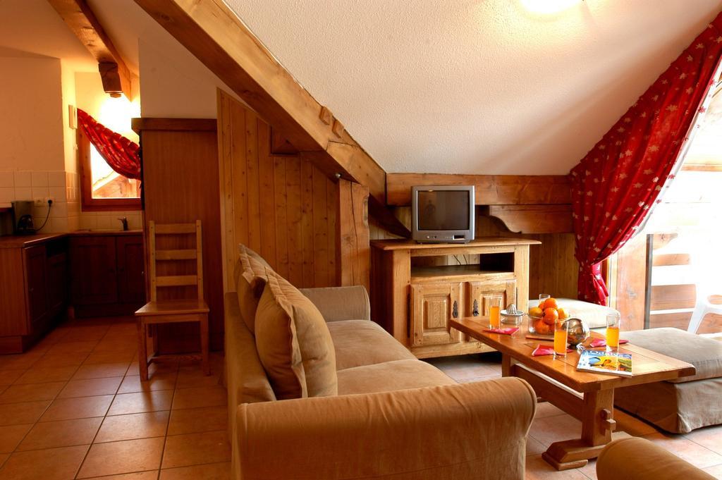 Residence Prestige Odalys La Cascade - Les Epinettes Vaujany Dış mekan fotoğraf